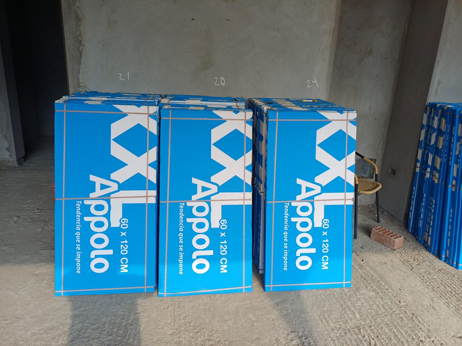 Enchape de Porcelanato Profesional